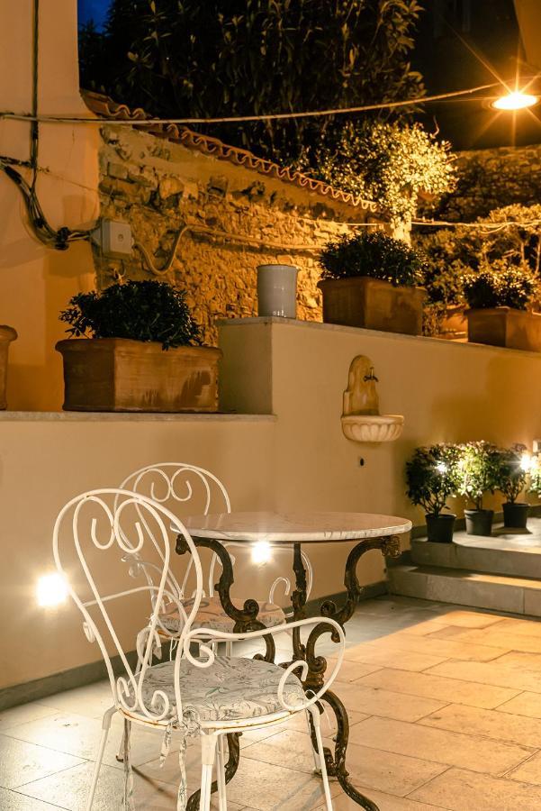 Bed and Breakfast De Gulia Charme And Relax Castellabate Esterno foto