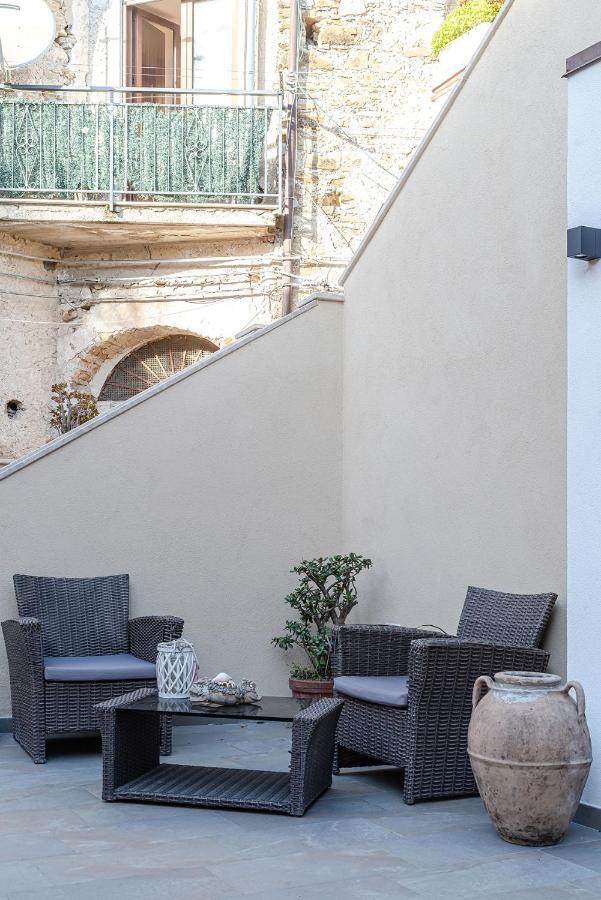 Bed and Breakfast De Gulia Charme And Relax Castellabate Esterno foto
