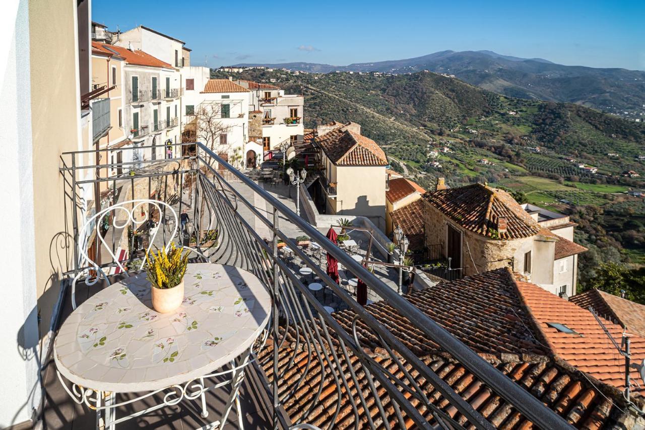 Bed and Breakfast De Gulia Charme And Relax Castellabate Esterno foto